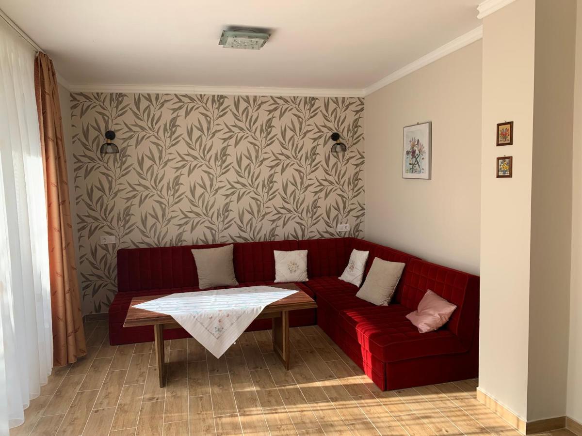 Erika Apartmanház Dombóvár Exterior foto